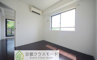 洋室4.8帖・別アングル