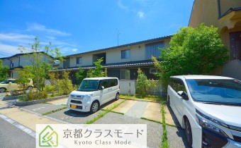 敷地内ガレージ