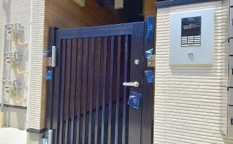 マンション玄関