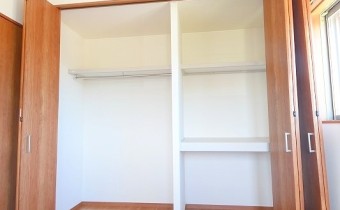Room 6　壁一面のクローゼット☆