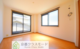 洋室6.8帖・別アングル