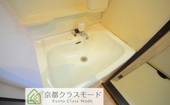 独立洗面台