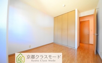 洋室5.6帖・別アングル