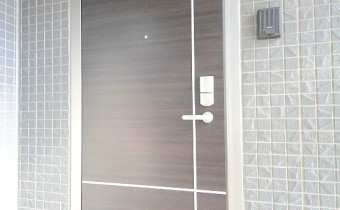 玄関ドア