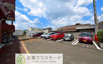 敷地内駐車場（空き要確認）