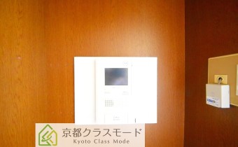 モニター付インターホン※同マンション別階の写真です