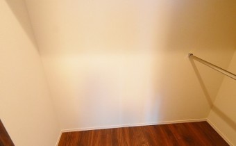 Room 7.7のウォークインクローゼット