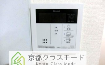 給湯コントローラー　※同シリーズ参考写真