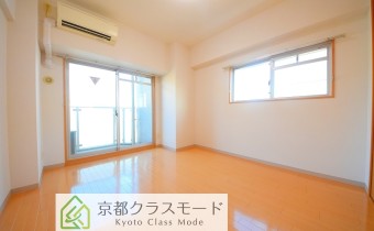 最寄り駅まで「徒歩1分」の駅前のお部屋です☆