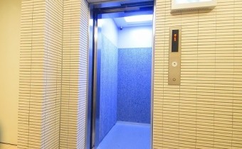エレベータ