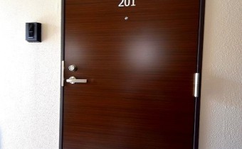 玄関ドア