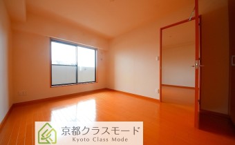 洋室7.4帖・別アングル