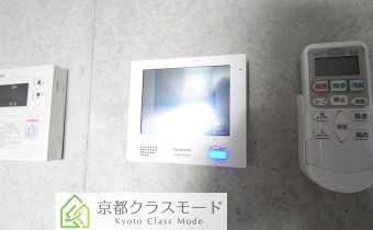※室内写真は同マンション内・別タイプの参考画像となります。