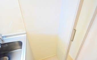 冷蔵庫置き場