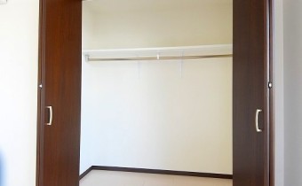Room 9.7のクローゼット