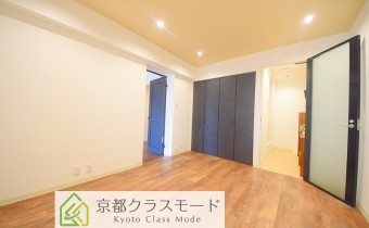 Room 6　別アングル　このお部屋からバスルームへ♪