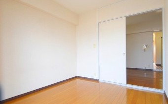 Room6