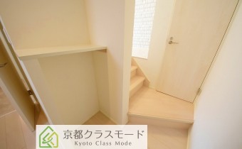 玄関横の棚