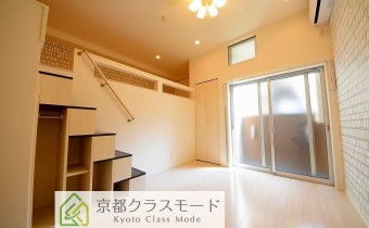 「スキップフロアタイプ」のお洒落な「ロフト付き」のお部屋です♪