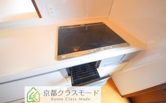 グリル付き3口IHシステムキッチン