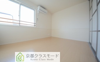 洋室6.8帖