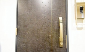 玄関ドア