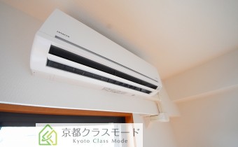 ※室内写真は同マンション内・別タイプの参考画像となります。