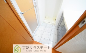 ※室内写真は同マンション内・別タイプの参考画像となります。