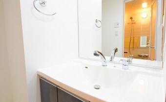 ※室内写真は同マンション内・別タイプの参考画像となります。