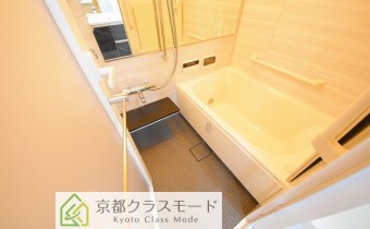 ※室内写真は同マンション内・別タイプの参考画像となります。
