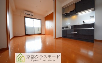 ※室内写真は同マンション内・別タイプの参考画像となります。