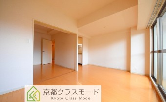 「南向き」の明るいリビングダイニングです♪
