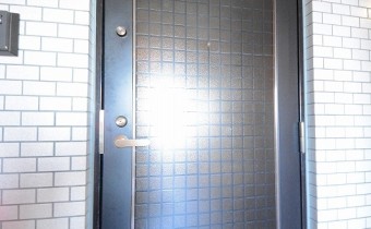 玄関ドア