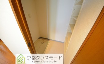 洗濯機置場＆収納