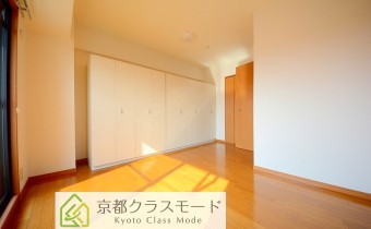 洋室8.2帖・別アングル