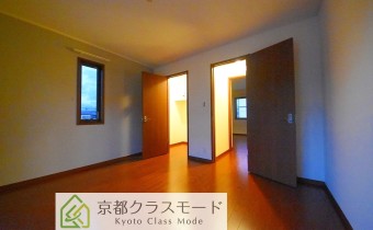Room 7