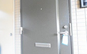 玄関ドア