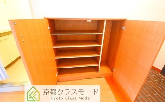 シューズボックス