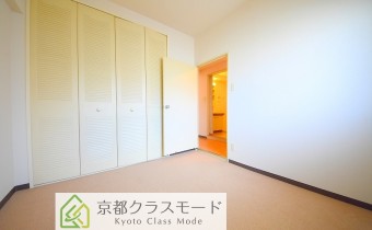 洋室4.7帖・別アングル