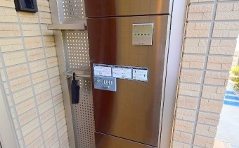宅配ボックス
