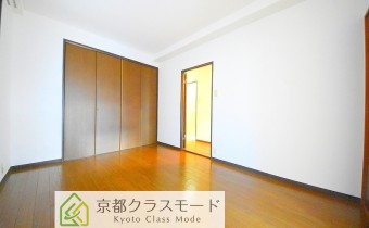Room6