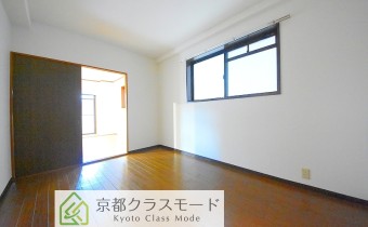 Room6
