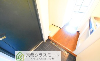 玄関・別アングル