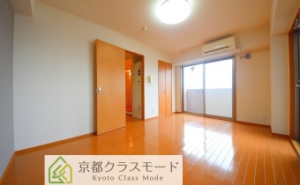 洋室8.4帖・別アングル