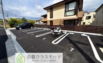 敷地内ガレージ