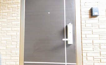 玄関ドア