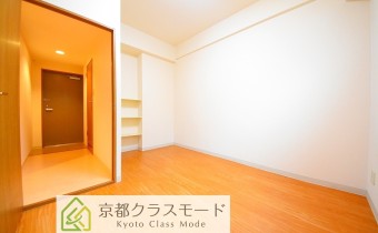 洋室5.6帖・別アングル