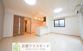 広々15.4帖のリビングダイニング♪女性に人気のカウンターキッチンタイプ！