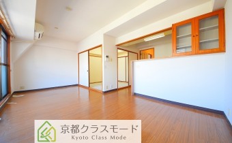 四条烏丸エリアの街中のお部屋です☆
