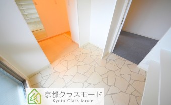 シューズクローゼット・別アングル